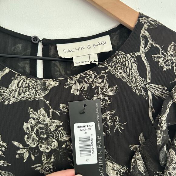 NEW Sachin & Babi Rossie Flowy Ruffle Short Sleeve Blouse Size 12 Black - Picture 6 of 7